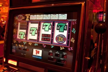 Live dealer overseeing dice roll Sic Bo live dealer action